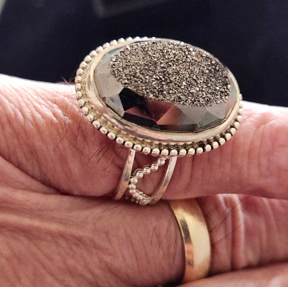 Black Drusy In 925 Silver Setting. Size 11 - Picture 5 of 6